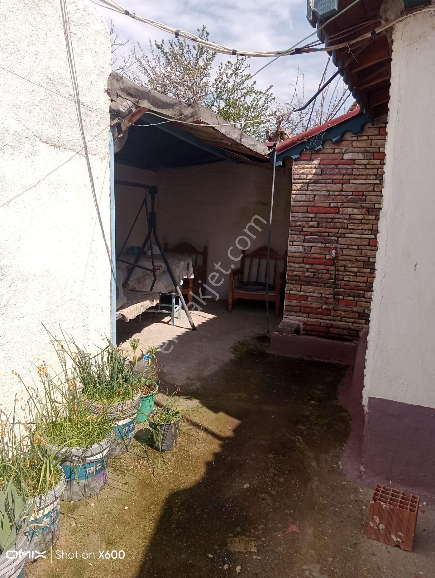 Karabiga’da Satılık Güçlendirilmiş Avlulu Kerpiç Ev – 2 Ev Bir Arada! - Görsel 25