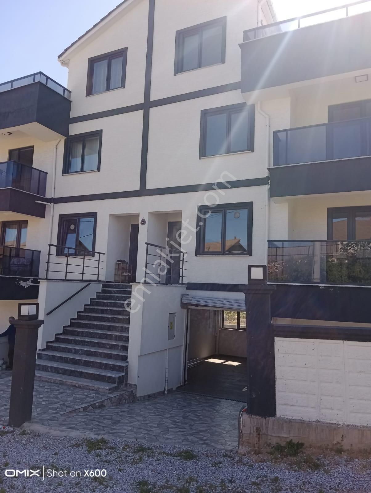 Çanakkale Biga Karabiga Zeytinlik Mahallesi’nde Lüks Deniz Manzaralı Villa Satışı! - Görsel 2