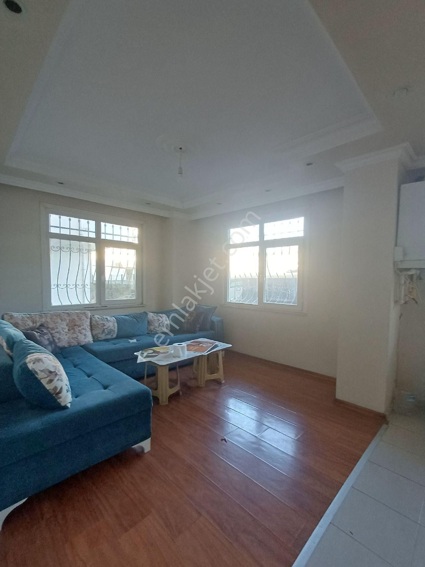 Yeşilkent Mahallesinde Kiralık Yüksek Giriş