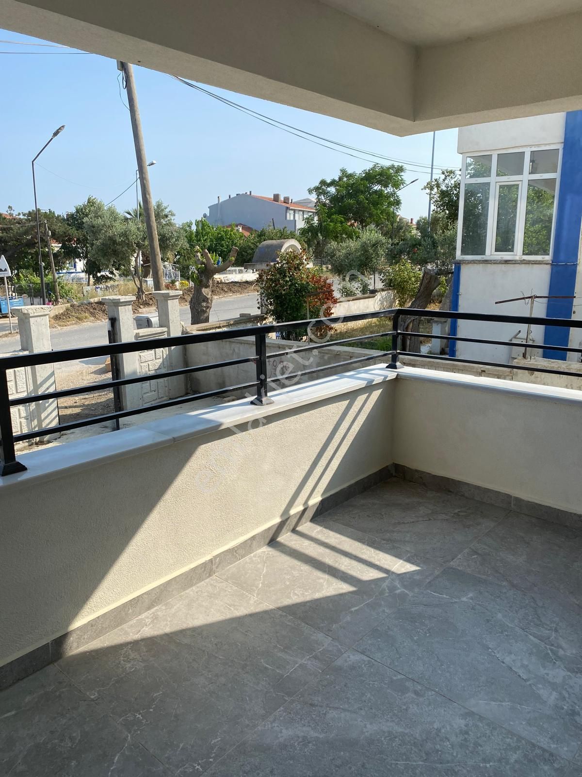 Kkarabiga'da Denize Yalnızca 100 Metre Mesafede Konforlu 1+1 Satılık Daire! - Görsel 4