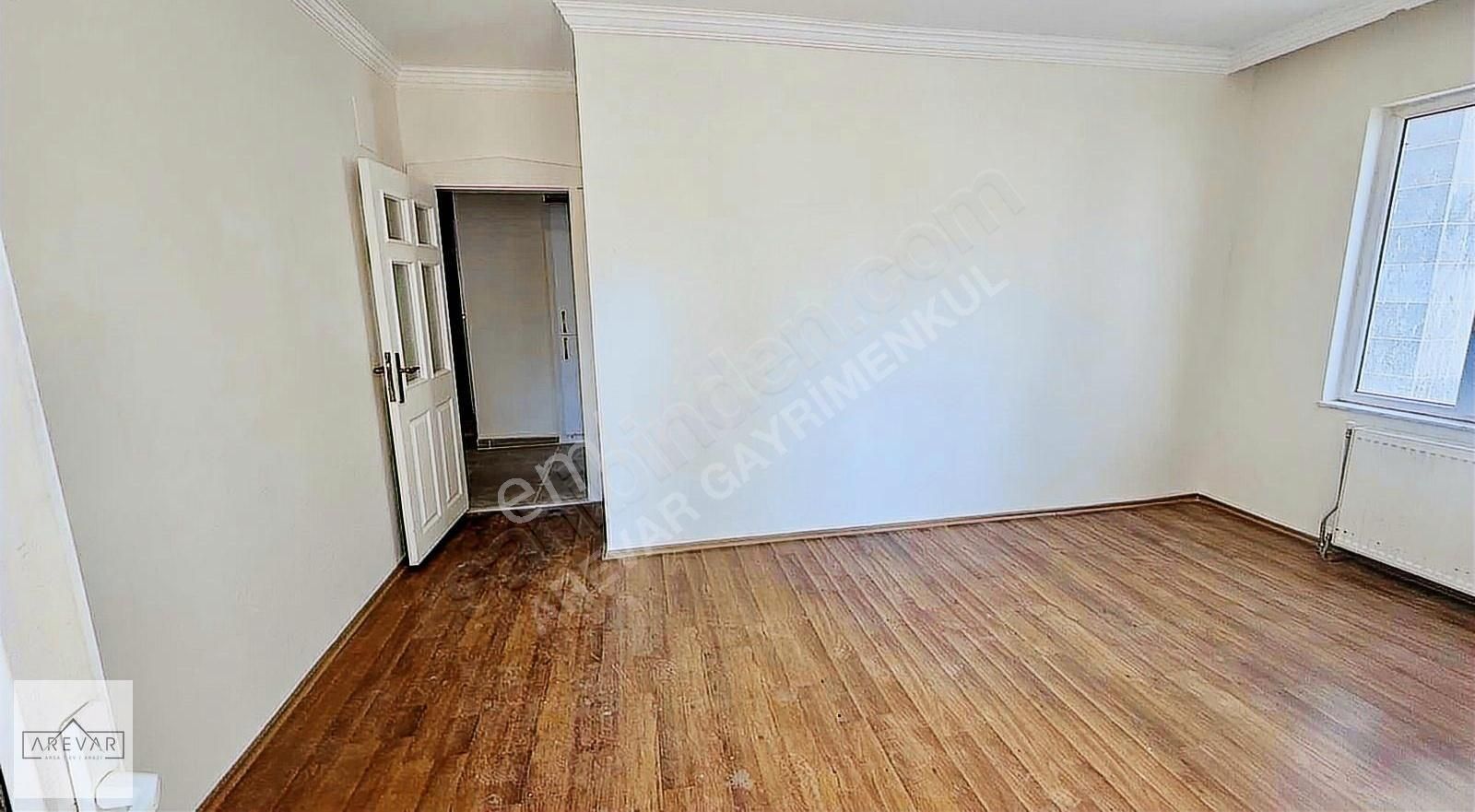 Arevar'dan Güvenevler Mahallesı'nde Satılık Geniş 2+1 Daire