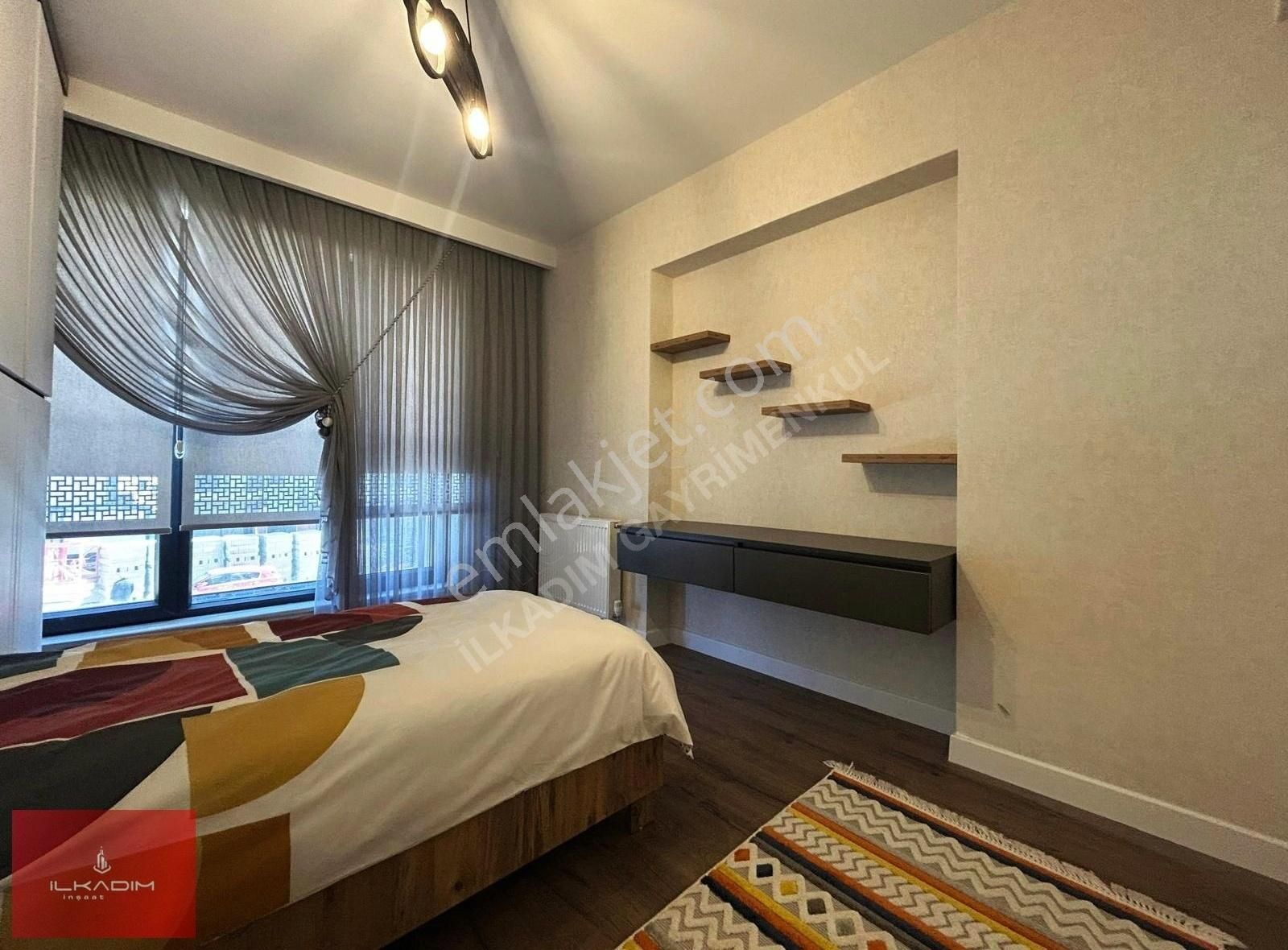 İlkadımdan Bulvar Üstü Ada Mutfaklı 3 Banyolu Güvenlikli Sitede - Görsel 5