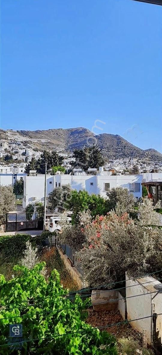 Turgutreis Akçaalan Girişinde Satılık Daire
