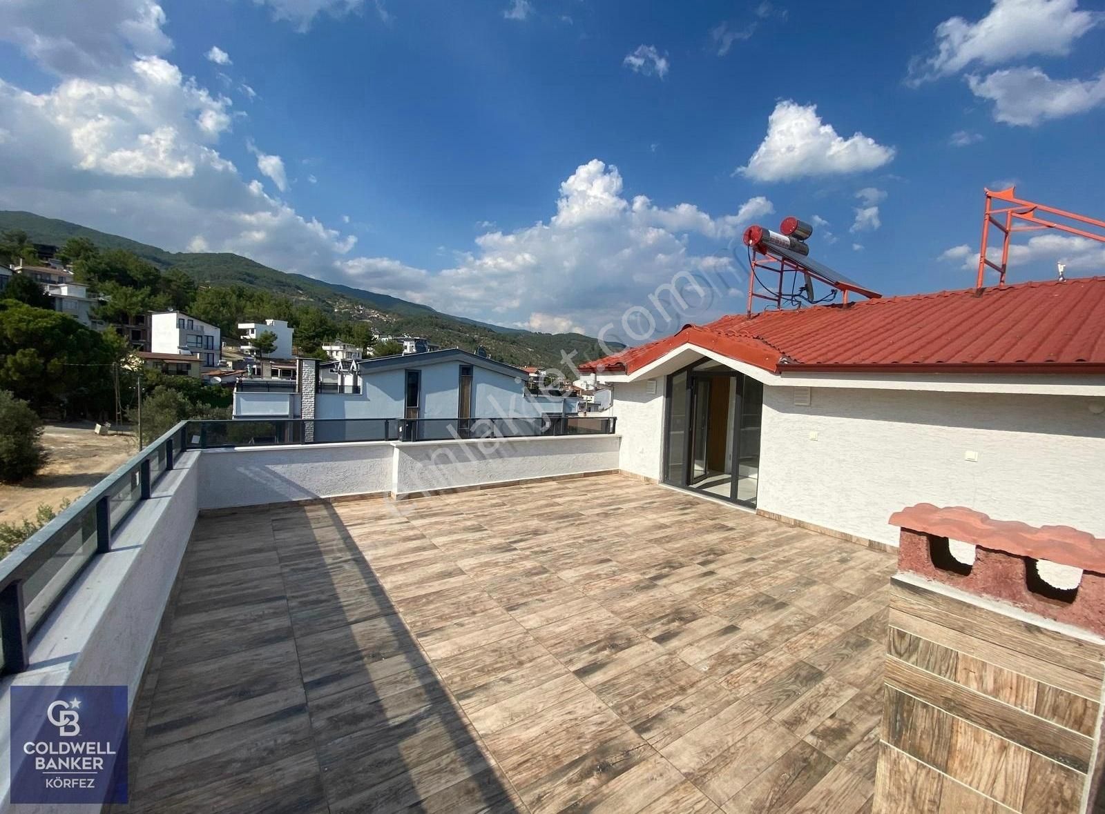 Güre' De Dağ Deniz Manzaralı 3+1 Satılık Villa - Görsel 4