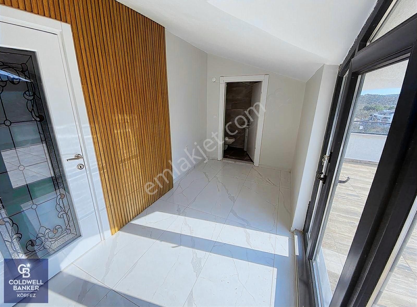 Güre' De Dağ Deniz Manzaralı 3+1 Satılık Villa - Görsel 2