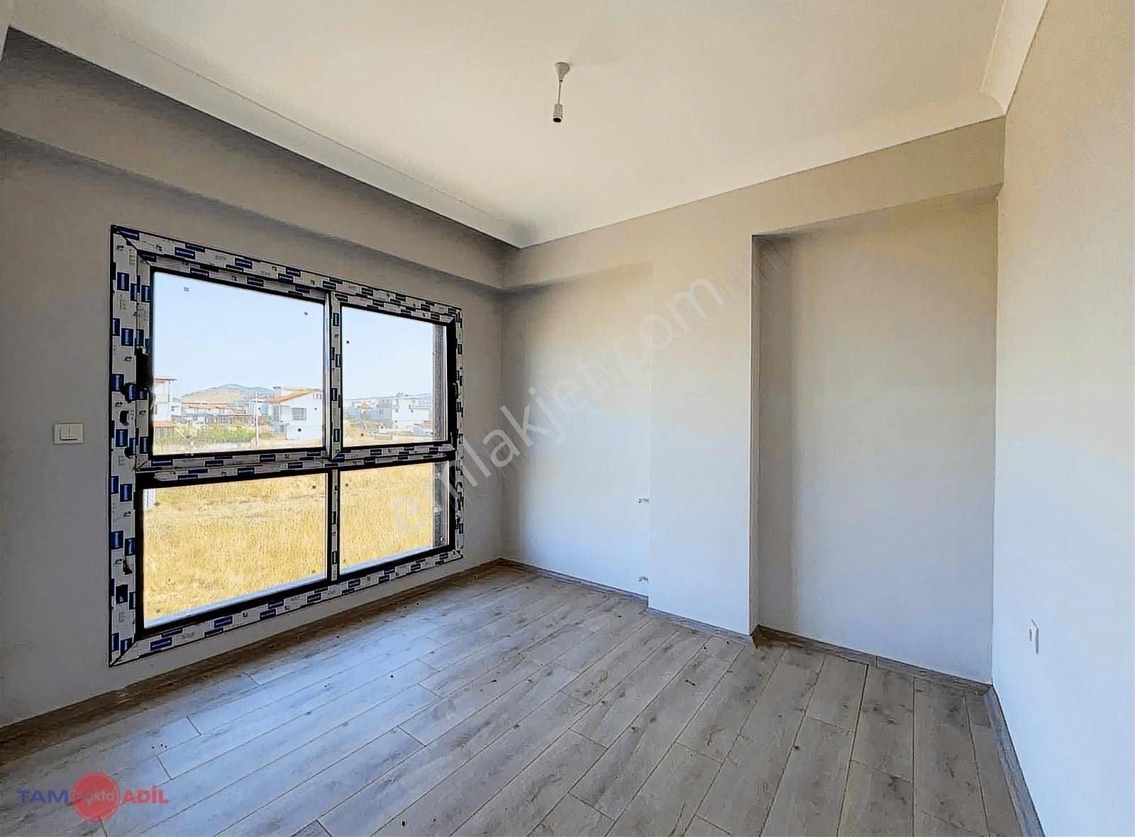 Dikili Çetin Emeç Bulvarında Müstakil 4+1 Yazlık Villa - Görsel 12