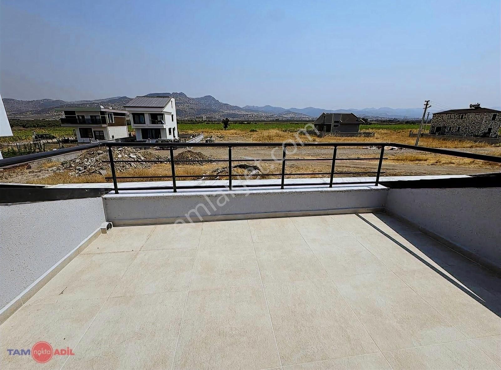 Dikili Salihleraltı 3+1 Satılık Villa - Görsel 3