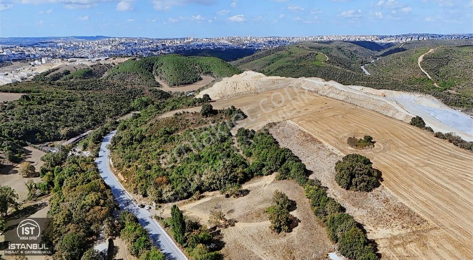 Arnavutköy Hacımaşlı'da Tepe Konumda Köyün Dibinde 3500 M2 Arsa - Görsel 17