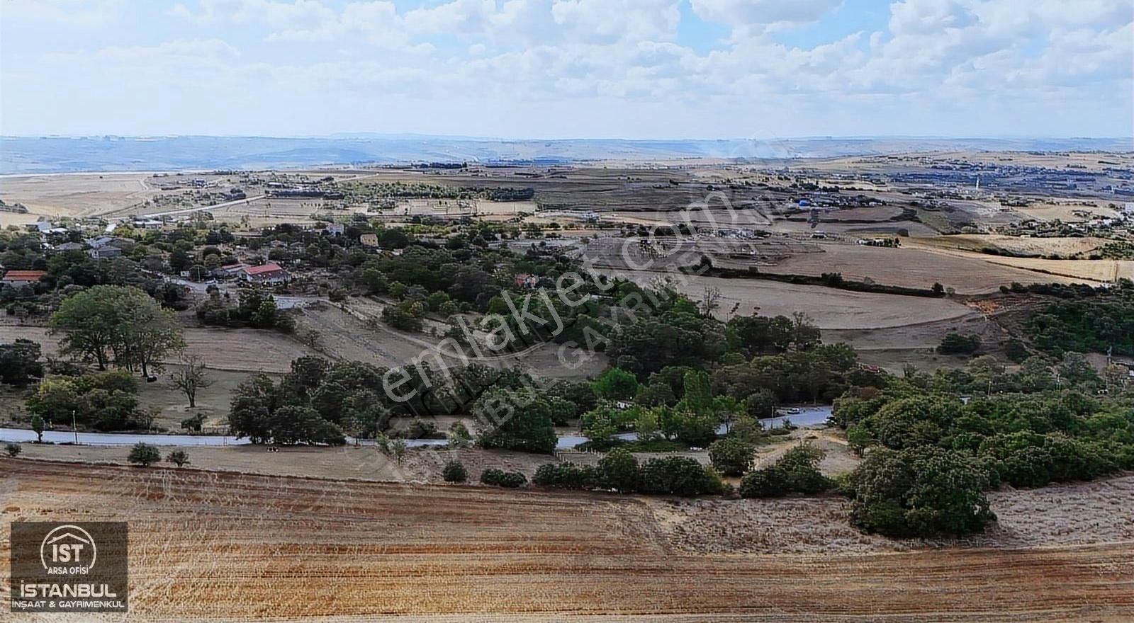 Arnavutköy Hacımaşlı'da Tepe Konumda Köyün Dibinde 3500 M2 Arsa - Görsel 10