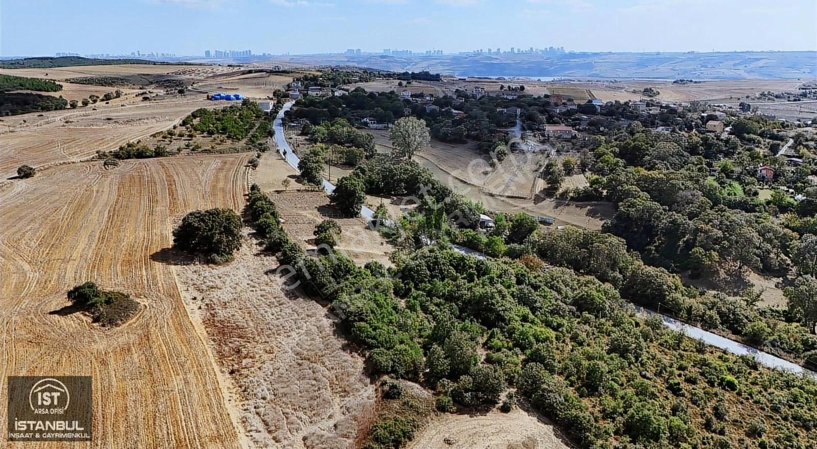 Arnavutköy Hacımaşlı'da Tepe Konumda Köyün Dibinde 3500 M2 Arsa - Görsel 19