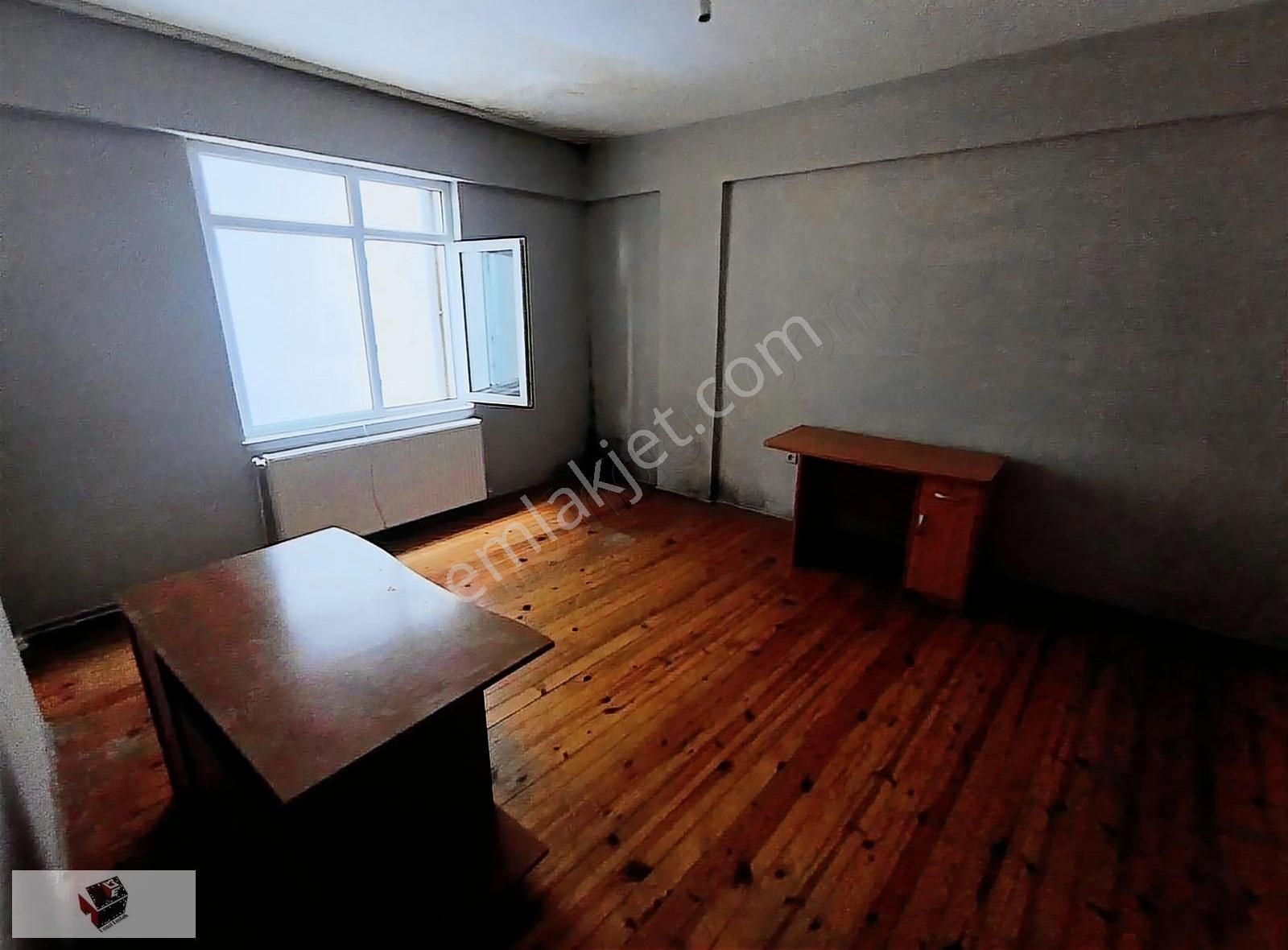 Şehir Merkezinde Selimiye Mahallesi'nde Kiralık 2+1 Daire