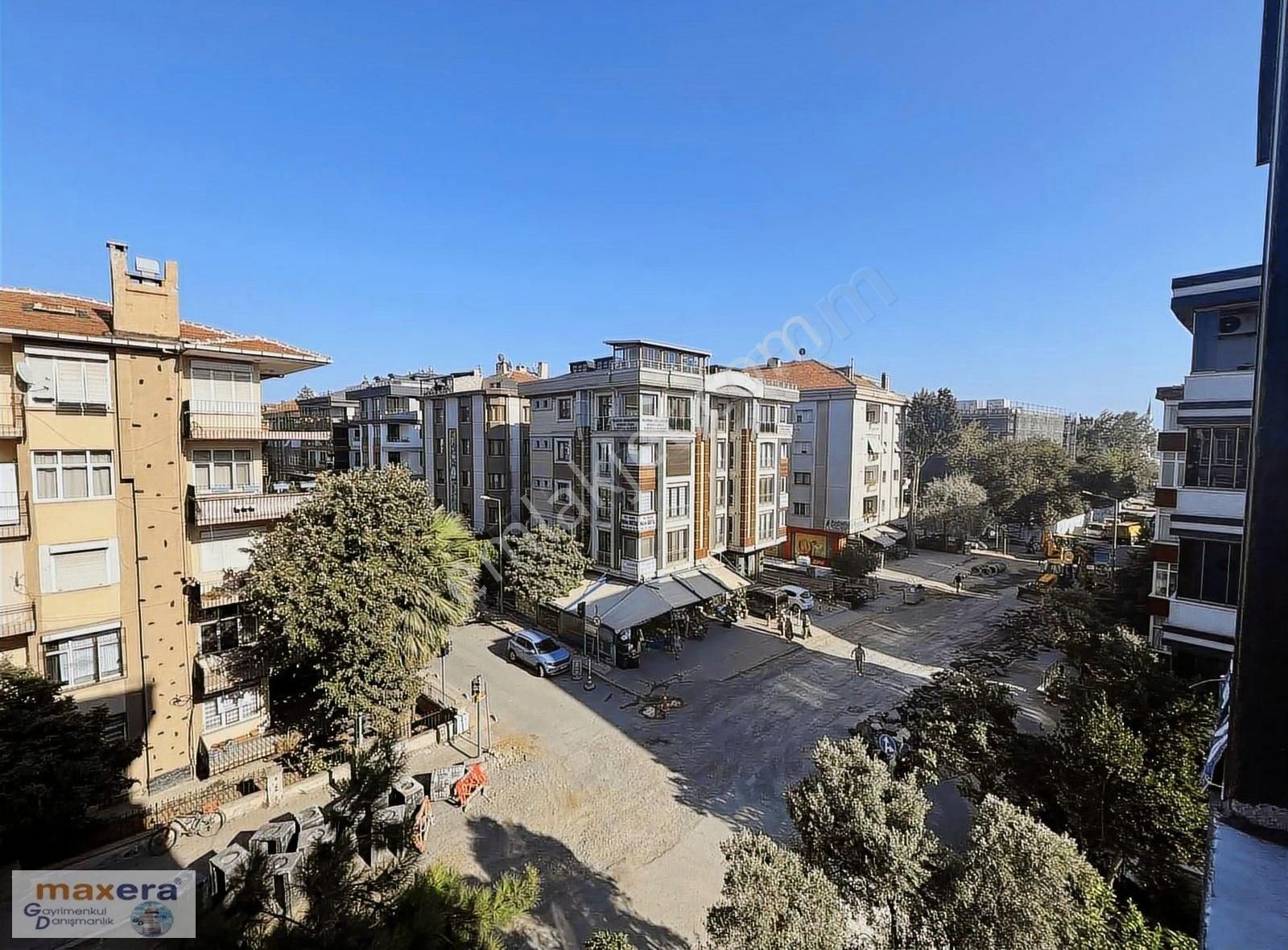 Bakırköy Yücetarla Caddesin De Sıfır 4.kat 2+1 85m2 Öncephe
