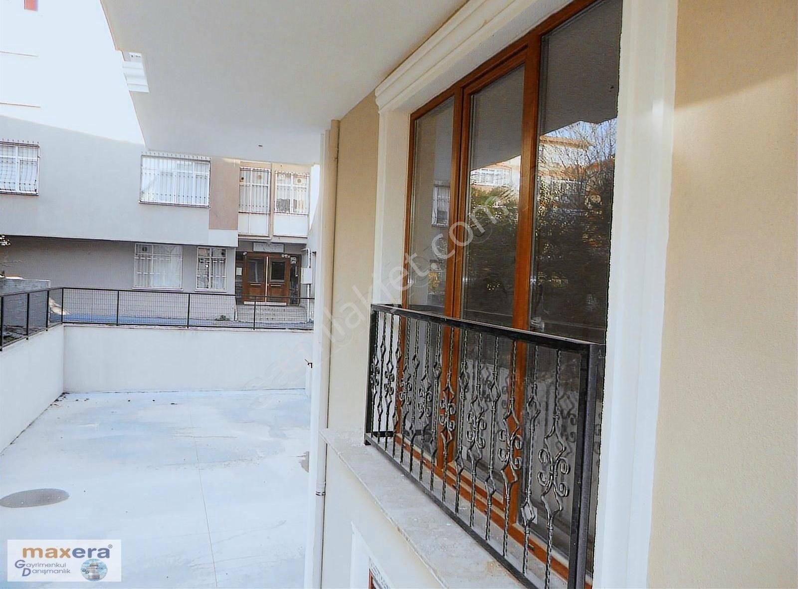 Bakırköy İncirlide 7 Yıllık 2+1 85m2 Balkonlu Yüksek Giriş