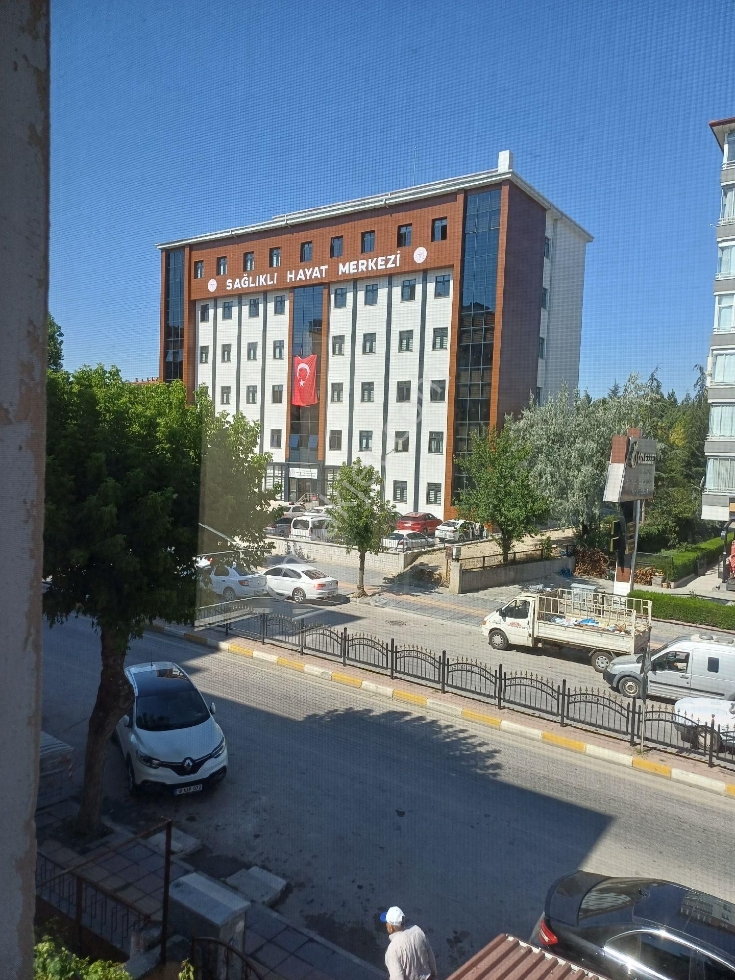 Cuma Pazarı Karşısı Kiralık Ev