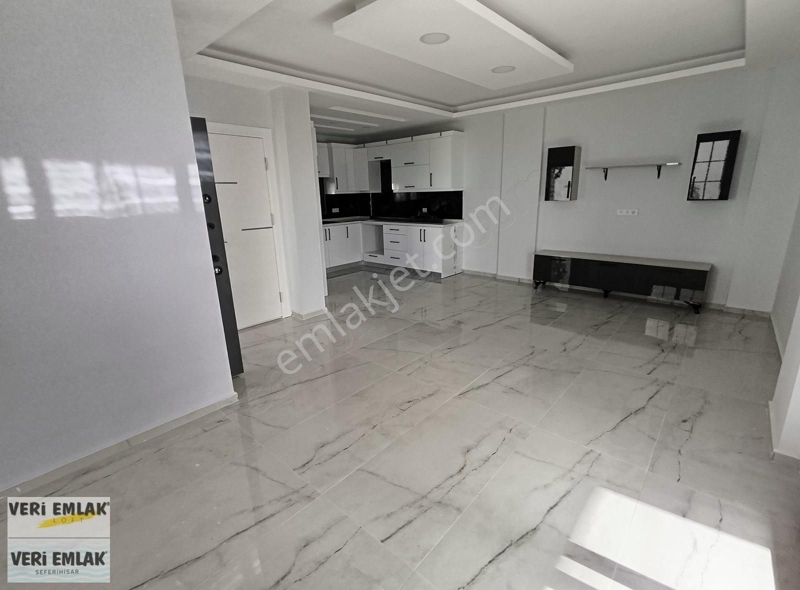 Veri'den Denize Yürüme Mesafesinde,elmastaş Mevkiinde Villa! - Görsel 19