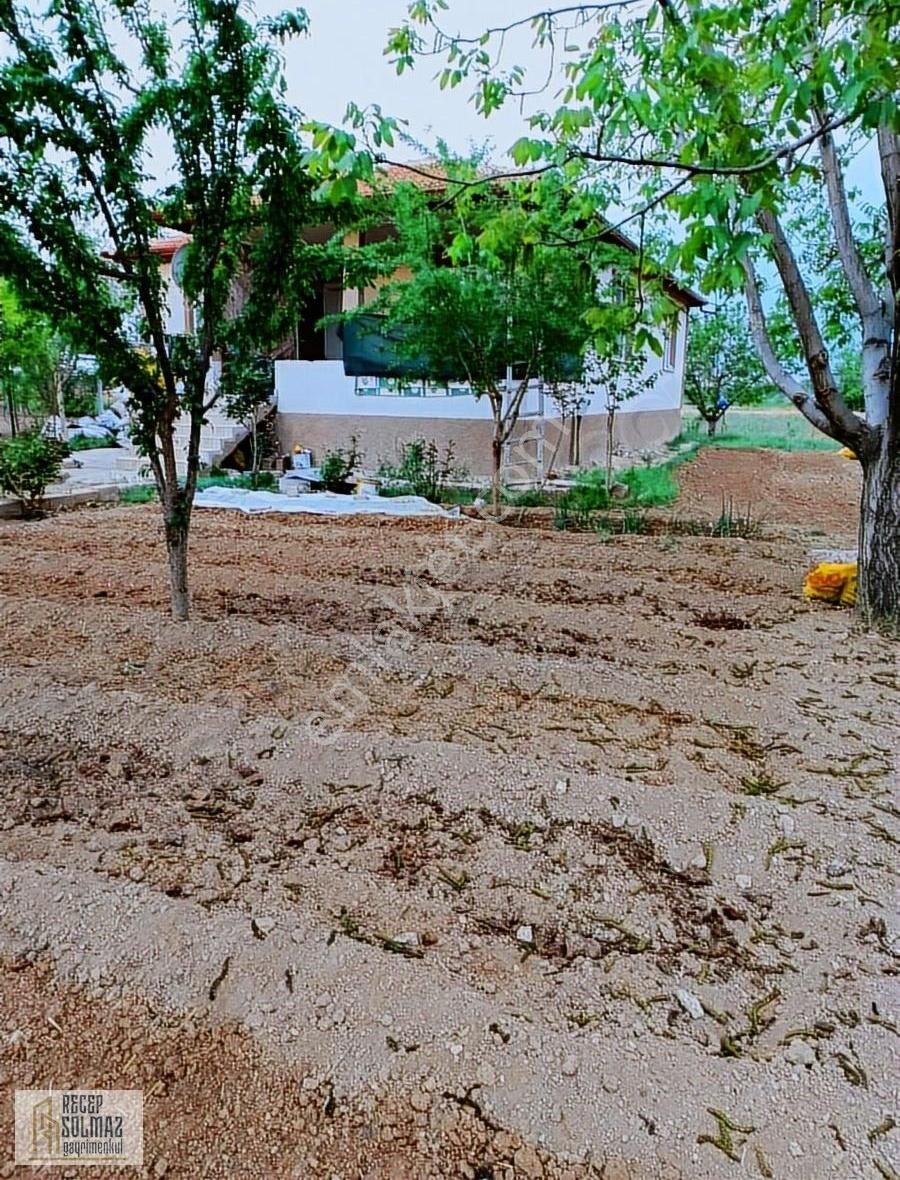 Acil Satilik Yaylapinar Da Arsa Parasına Mustakil Bahçeli Ev