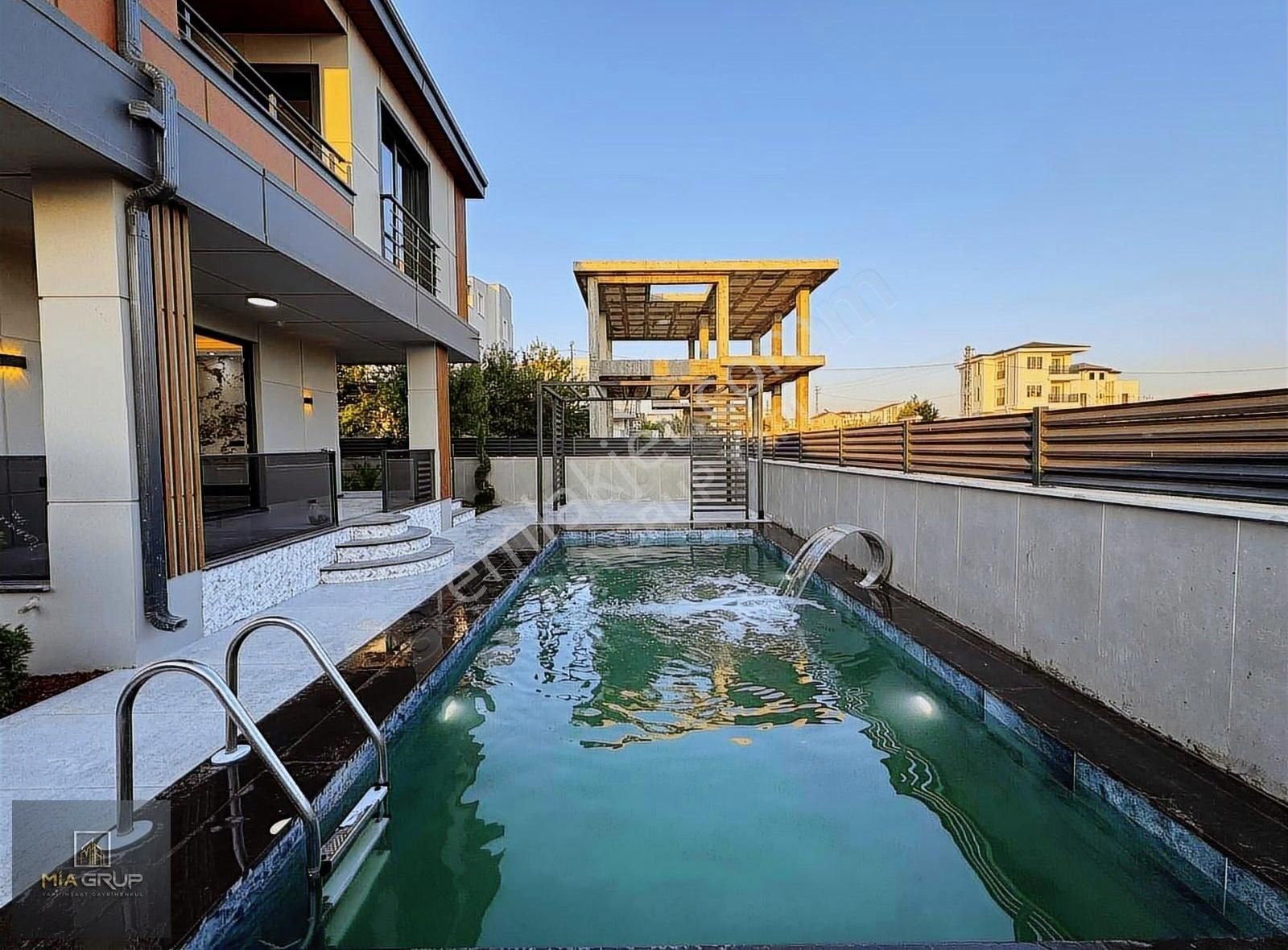 Mia Grup// 300 M2 Müstakil Havuzlu Kalite İskanlı Lüx Villa - Görsel 6