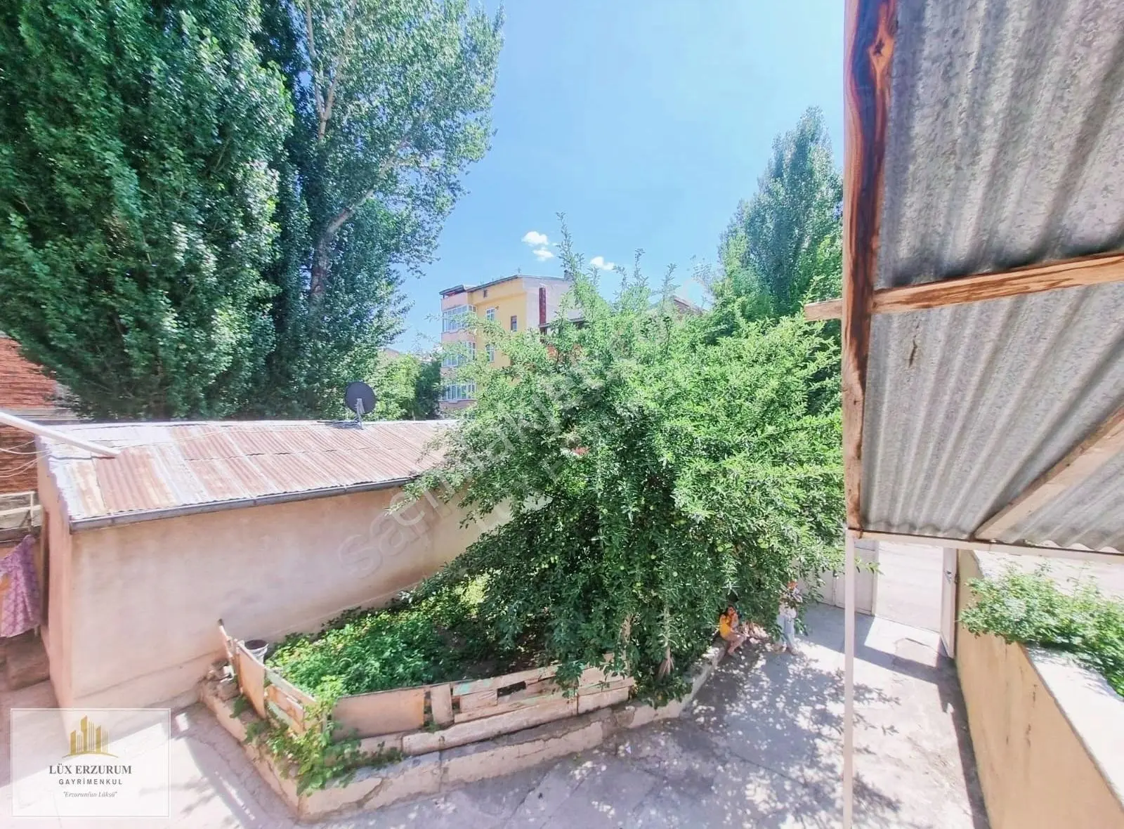 Lüx Erzurum'dan Ilıca'da Satılık Bahçeli Müstakil 2 Katlı Ev - Görsel 2