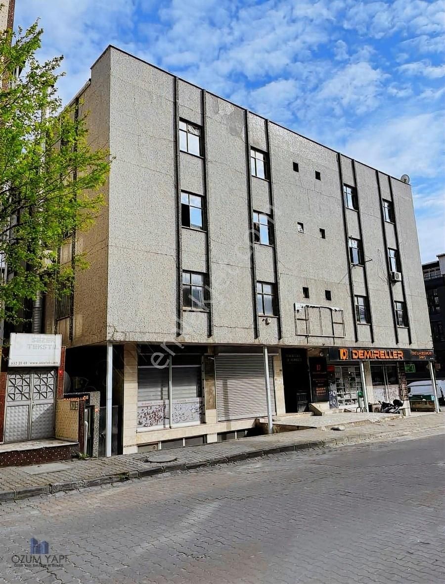 Merkezi Konumda Kiralık 400m2 Masrafsız İşyeri