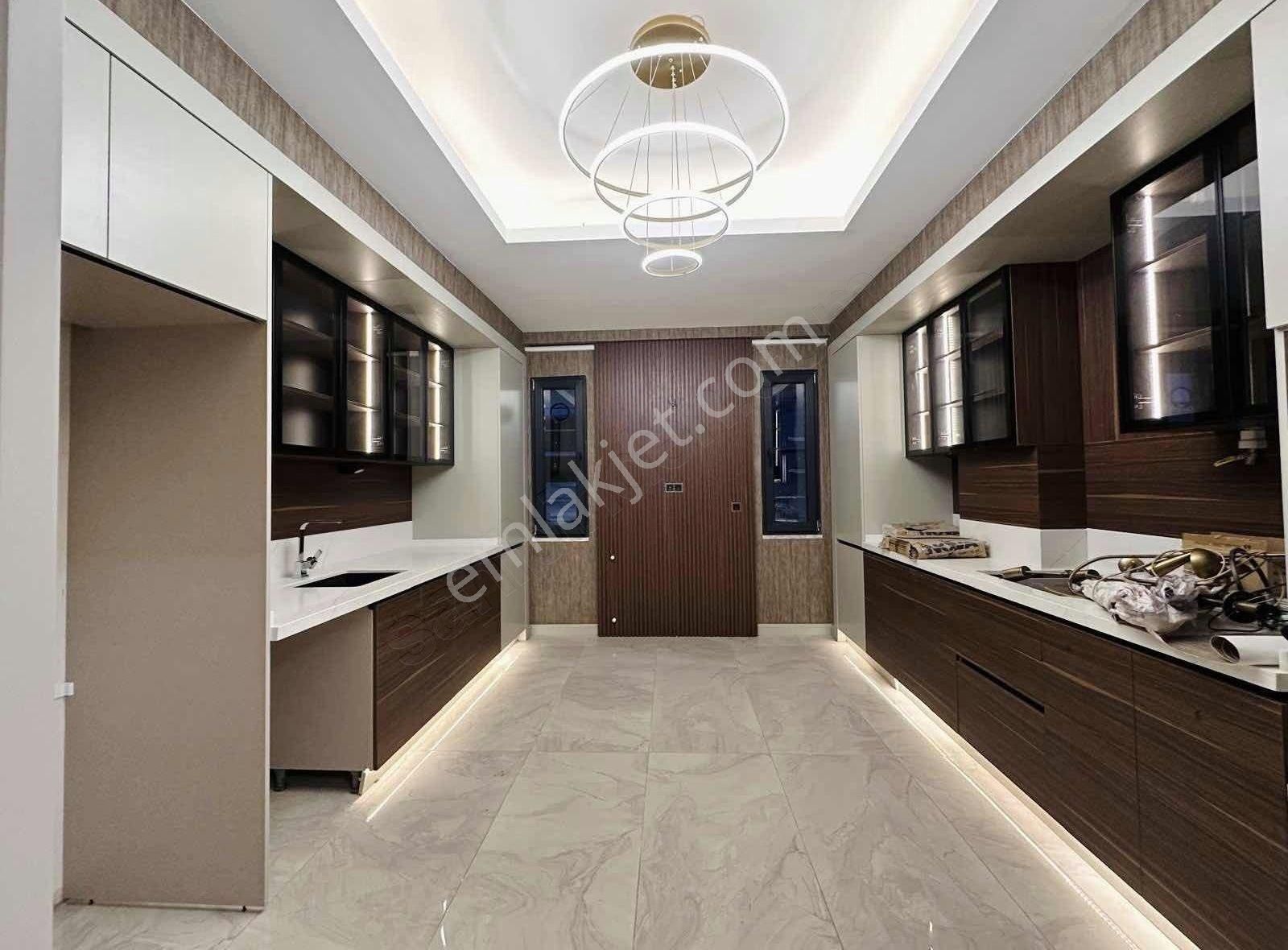 Cadde 17 Emlaktan Satılık 3+1 Sıfır Daire Fırsatı