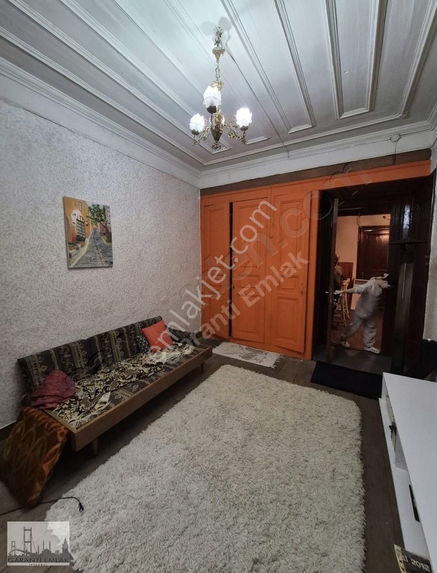 Beşiktaş Akaretler Vişne Zade Camii - Satılık Tarihi Ahşap Ev - Görsel 16