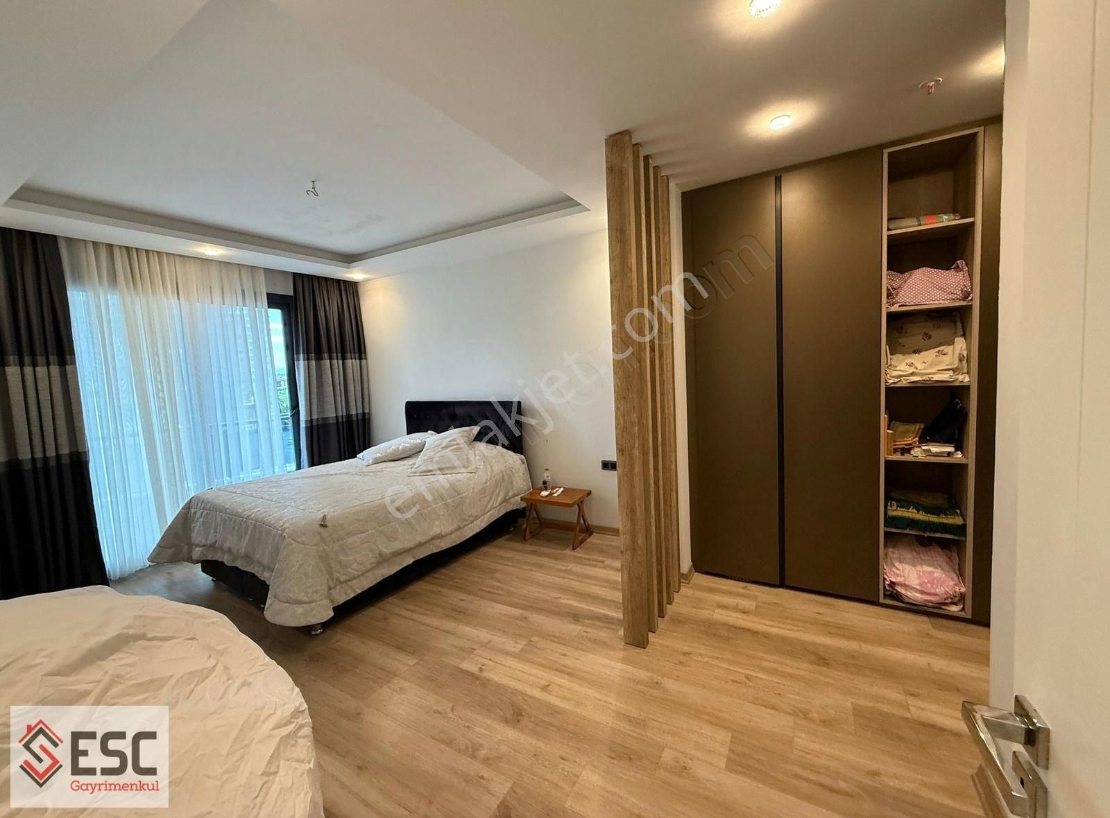 Esc'den Akdeniz Mh,de Ultra Lüks Proje,de 4+1 Daire Esc2125 - Görsel 8