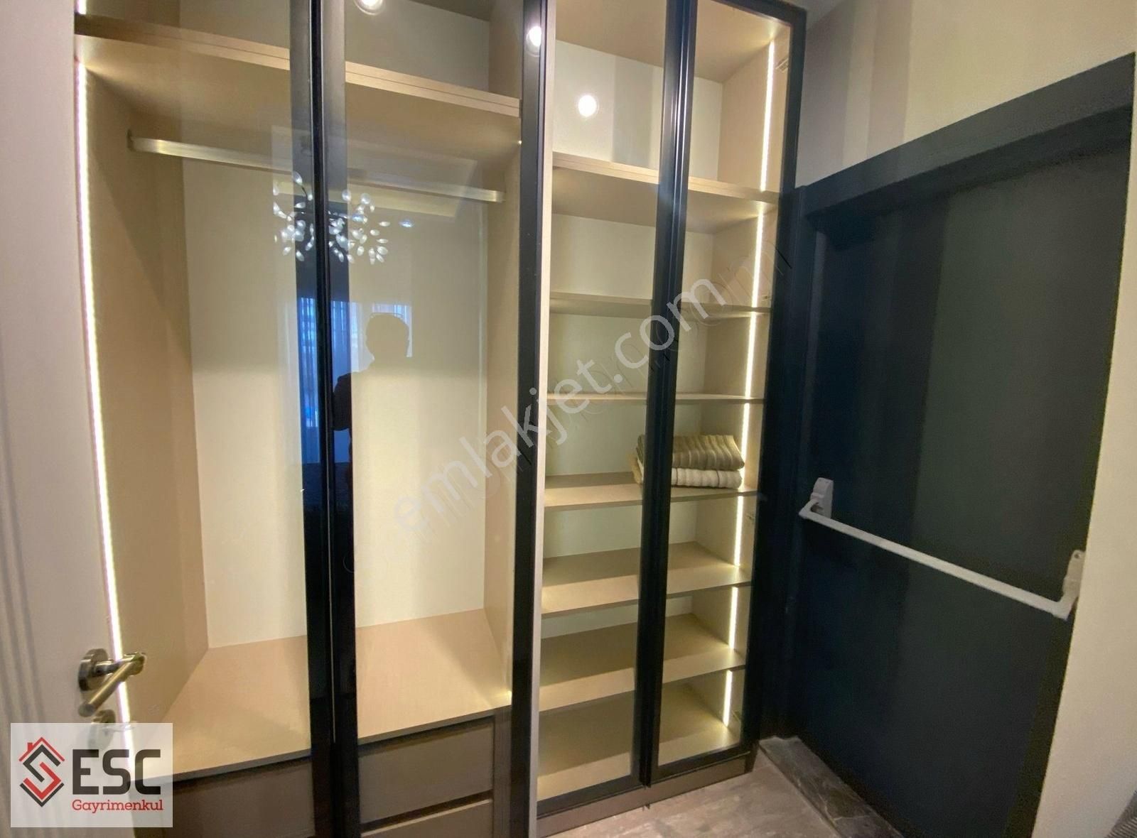 Esc'den 50. Yıl'da Akıllı Ev Sistemli Sosyal Yaşam Alanlı 5+1 - Görsel 2