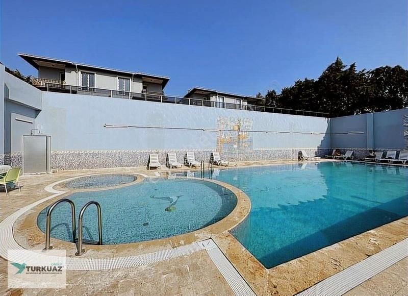 Lapseki Suluca Da Köprü Ve Boğaz Manzaralı Satılık Villa