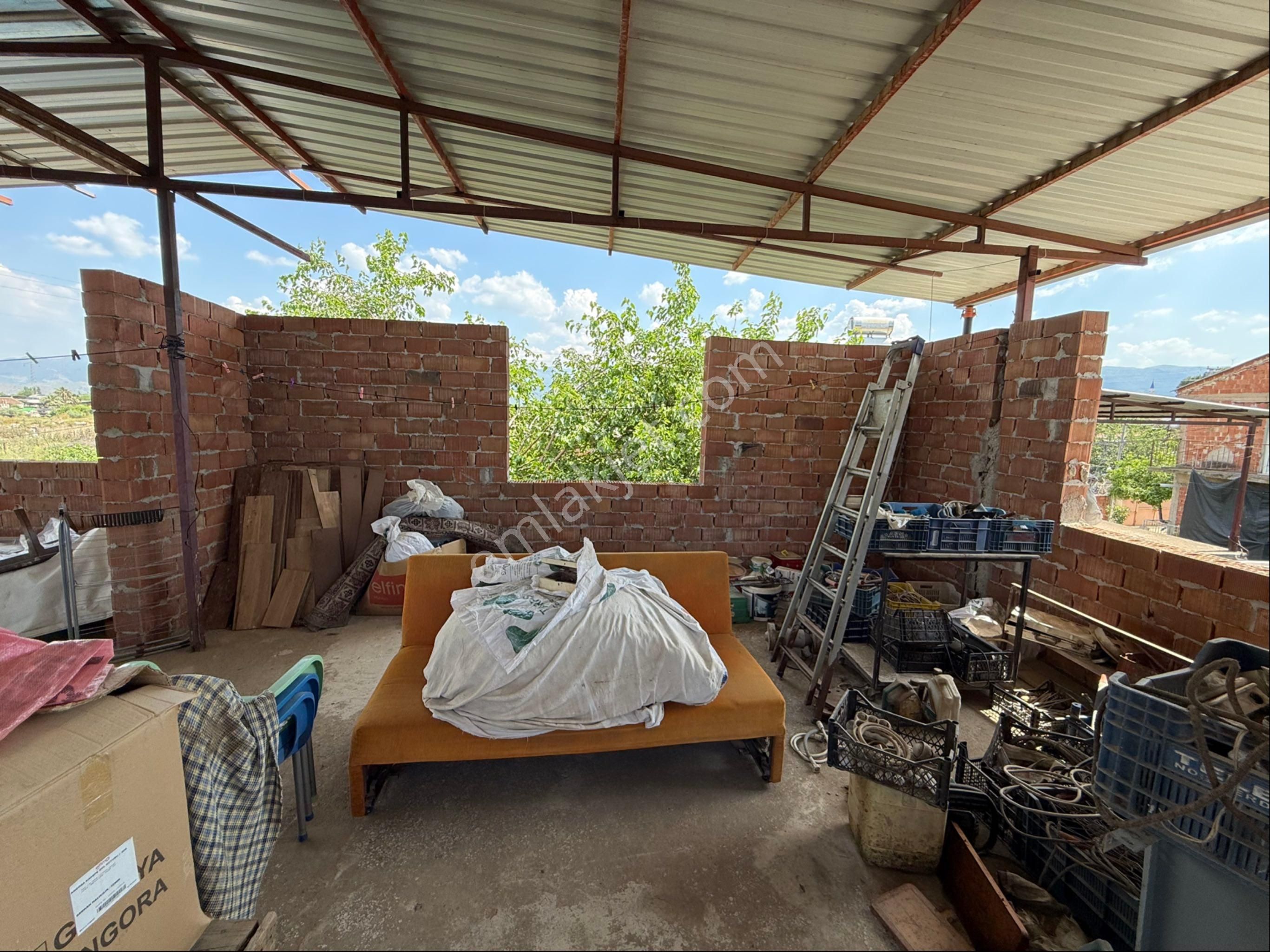 Tire Kahrat Ta Doğalgazlı İki Katlı Satılık Müstakil Ev - Görsel 9