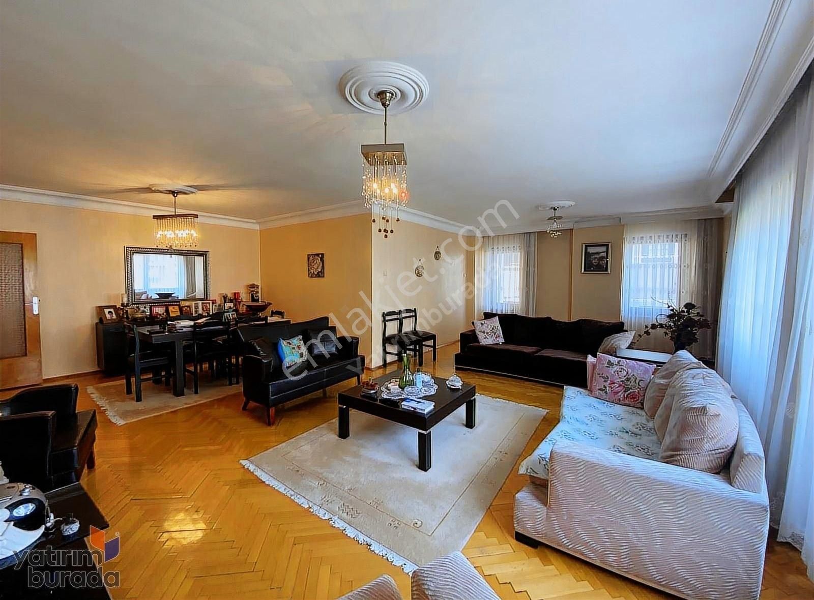 Huzur Sitesi'nde 7/24 Güvenlikli, Otoparklı, Satılık 3+1 Daire