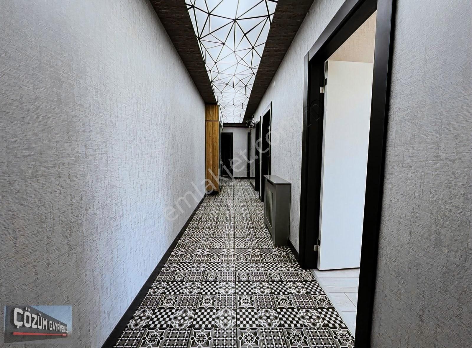 Çözüm'den Cadde Üstü,park Manzaralı,cam Balkonlu,full 3+1 Daire. - Görsel 4