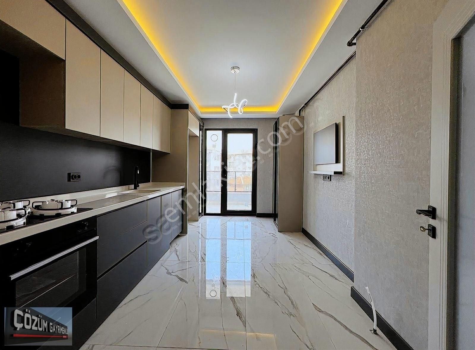 Çözüm Farkı İle Sıfır 3+1 Full Yapılı İskanlı Çift Banyolu Daire - Görsel 12