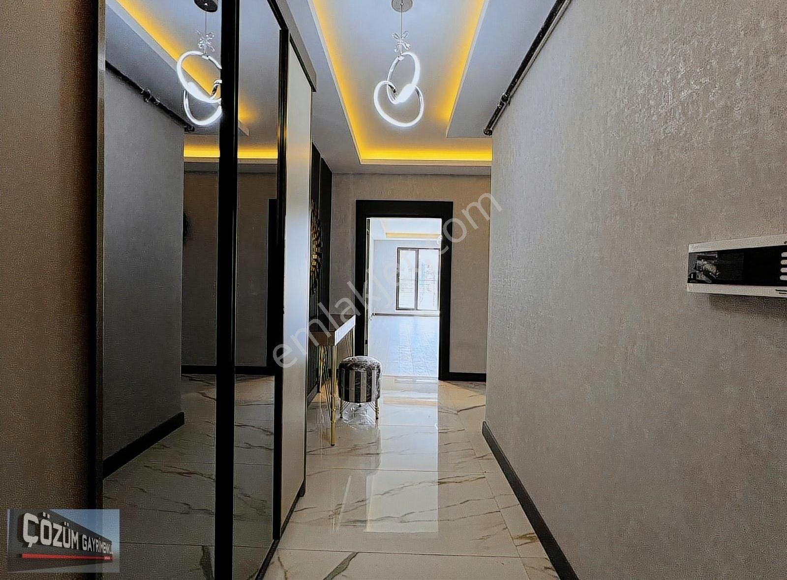 Çözüm Farkı İle Sıfır 3+1 Full Yapılı İskanlı Çift Banyolu Daire - Görsel 17