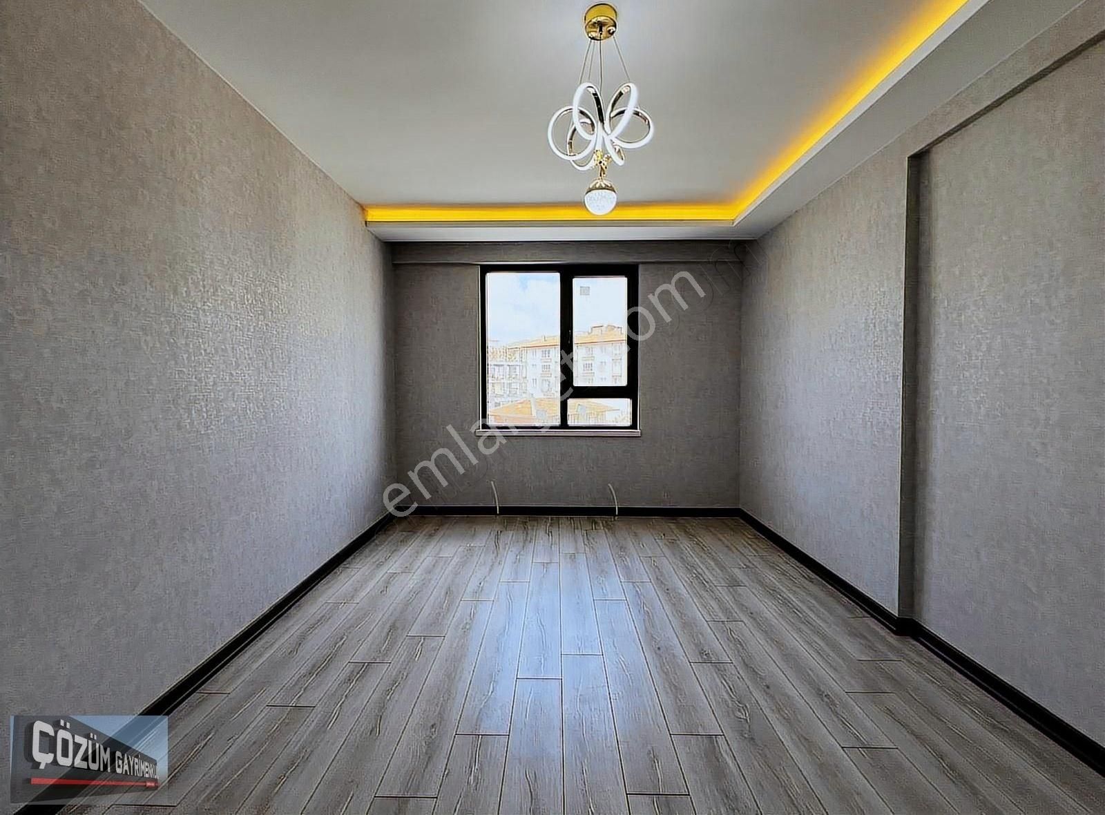 Çözüm Farkı İle Sıfır 3+1 Full Yapılı İskanlı Çift Banyolu Daire - Görsel 4