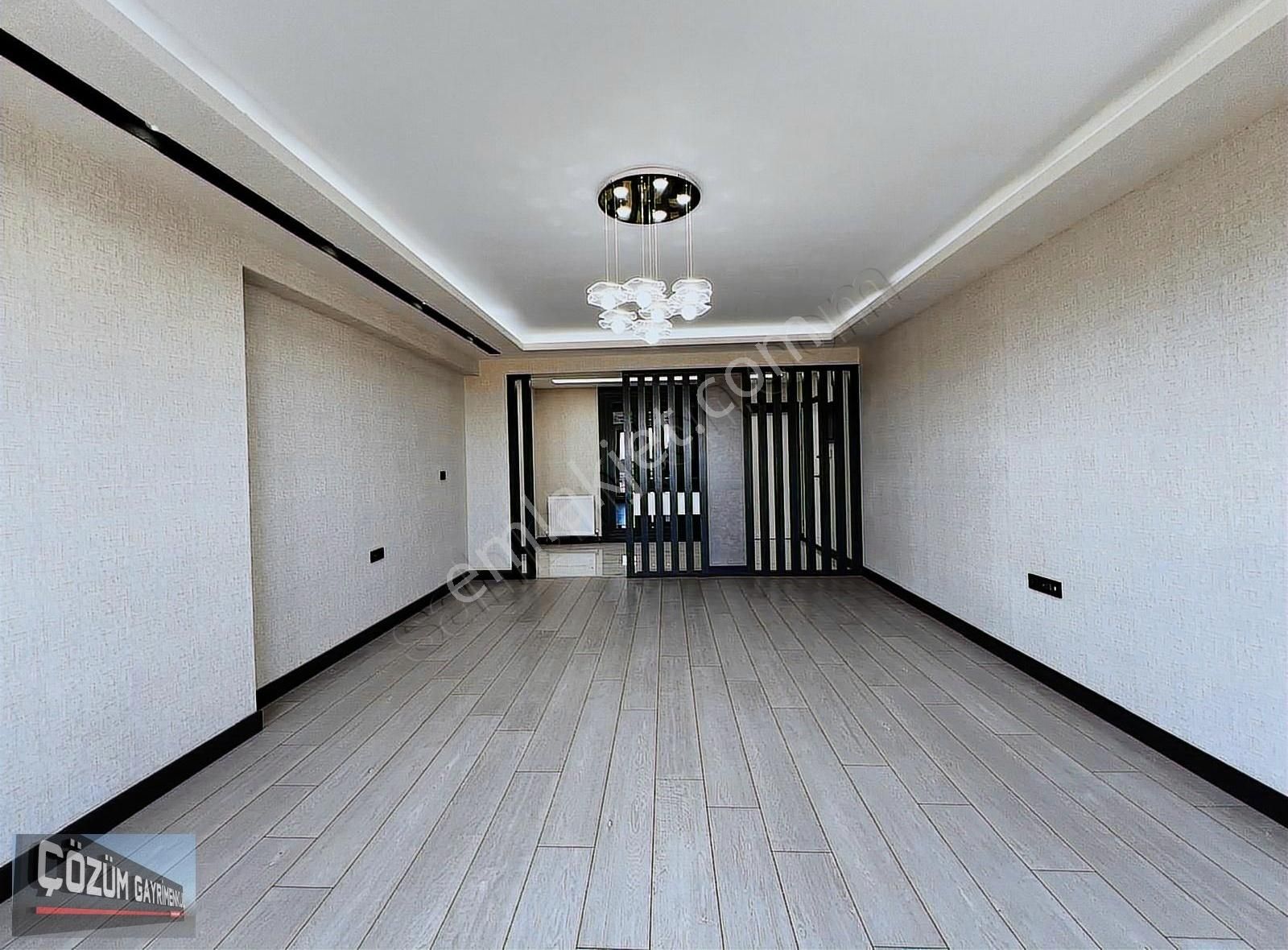 -çözüm'den Site İçinde 4+1 Full Yapılı Kilerli Teraslı İskanlı- - Görsel 8