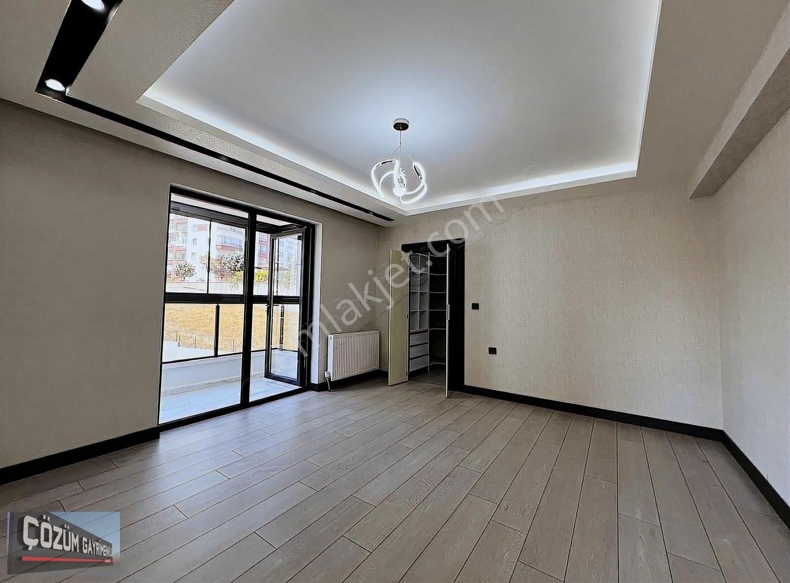 -çözüm'den Site İçinde 4+1 Full Yapılı Kilerli Teraslı İskanlı- - Görsel 9