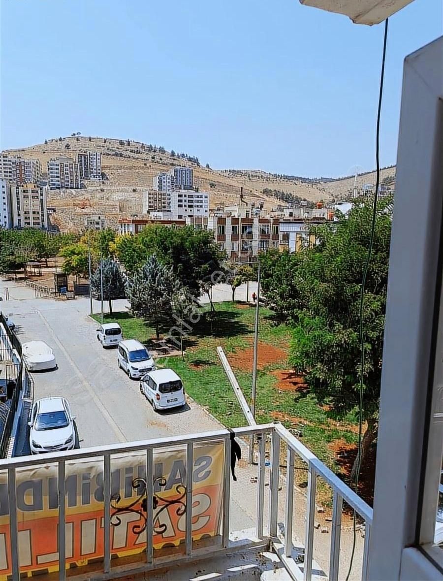 Acil Satılık Oturuma Hazır Full Yapılı Daire.