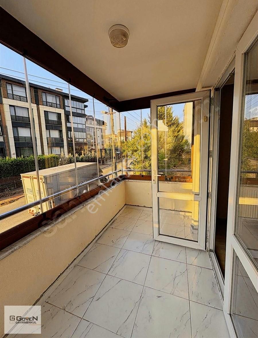 Emek Mah Kiralık Ara Kat 2+1 Geniş Daire