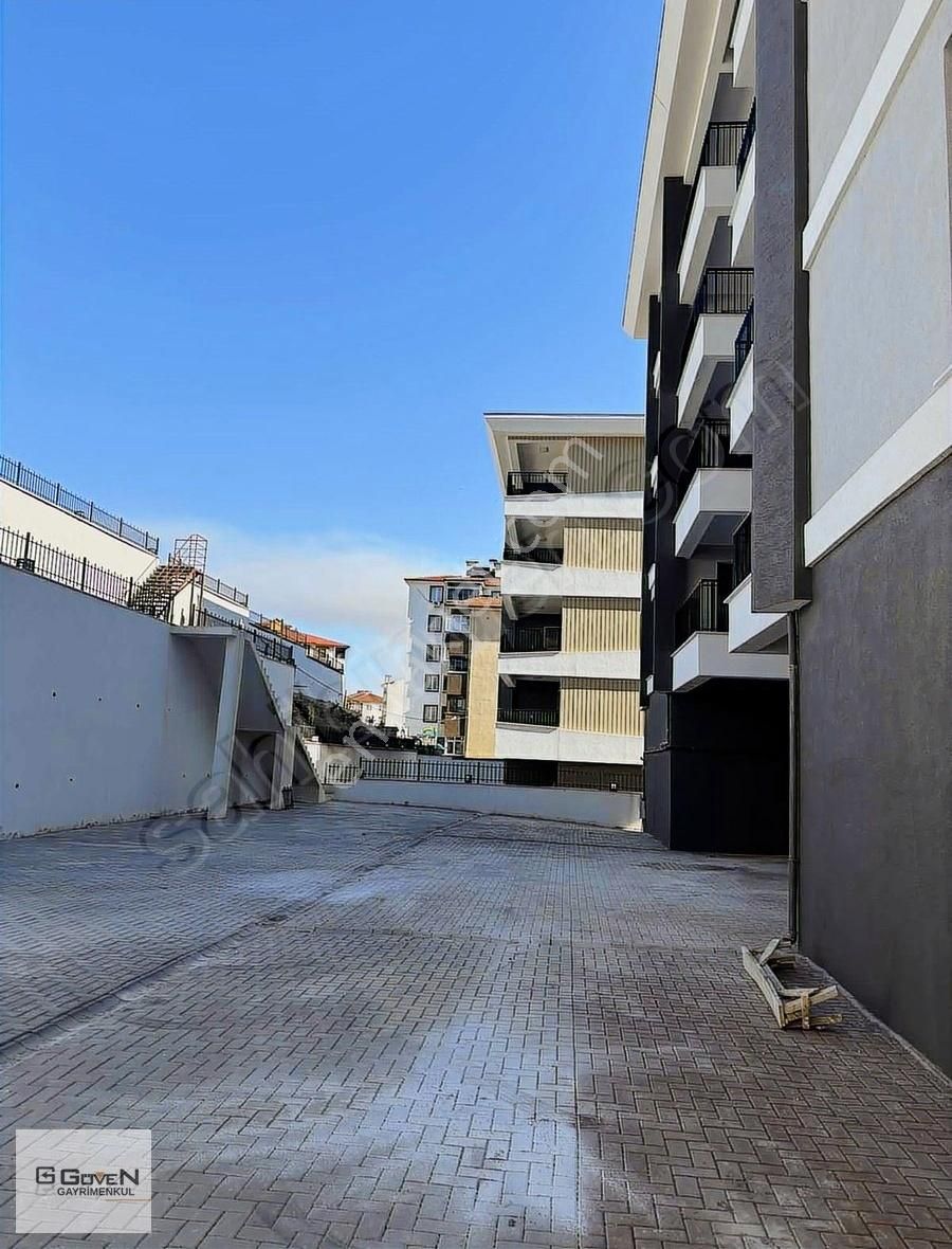 2+1ebeveyn Banyolu,otopark,yeni Bina,yerden Isıtma,moderntasarım