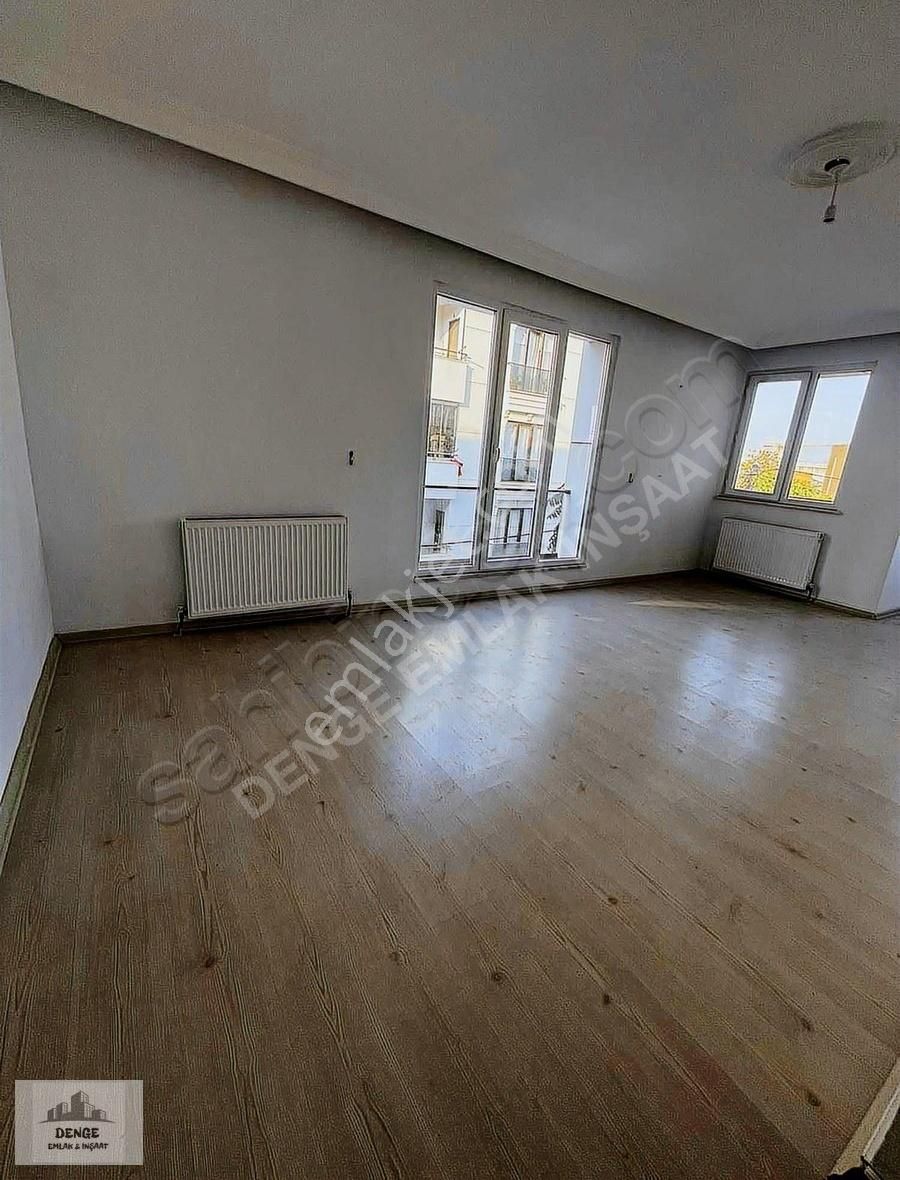 Sancaktepe Emek Mah Kiralık Ara Kat 2+1 90 M2