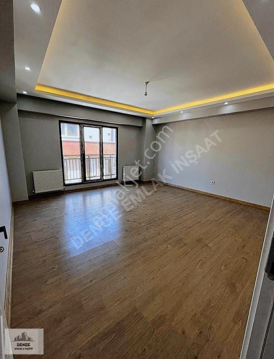 Çekmeköy Çatalmeşe Mah İki Ayleye Uyğun Üst Dubleks 4+1 170m2