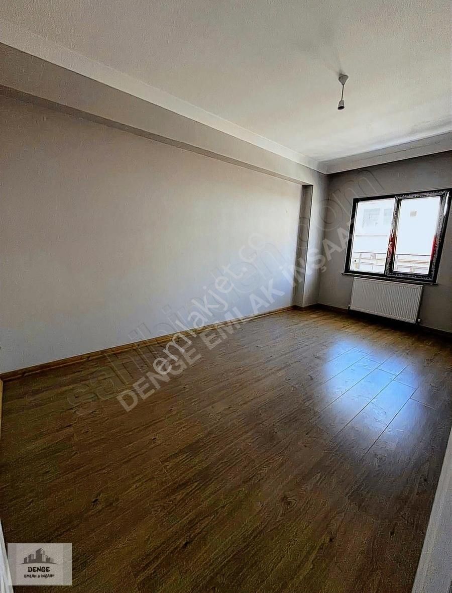 Çekmeköy Çatalmeşe Mah İki Ayleye Uyğun Üst Dubleks 4+1 170m2 - Görsel 12