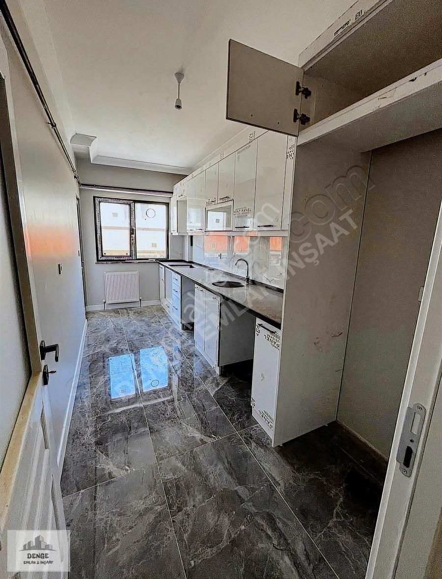 Çekmeköy Çatalmeşe Mah İki Ayleye Uyğun Üst Dubleks 4+1 170m2 - Görsel 9