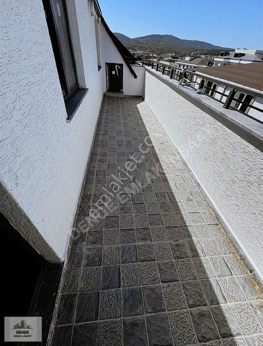 Çekmeköy Çatalmeşe Mah İki Ayleye Uyğun Üst Dubleks 4+1 170m2 - Görsel 17