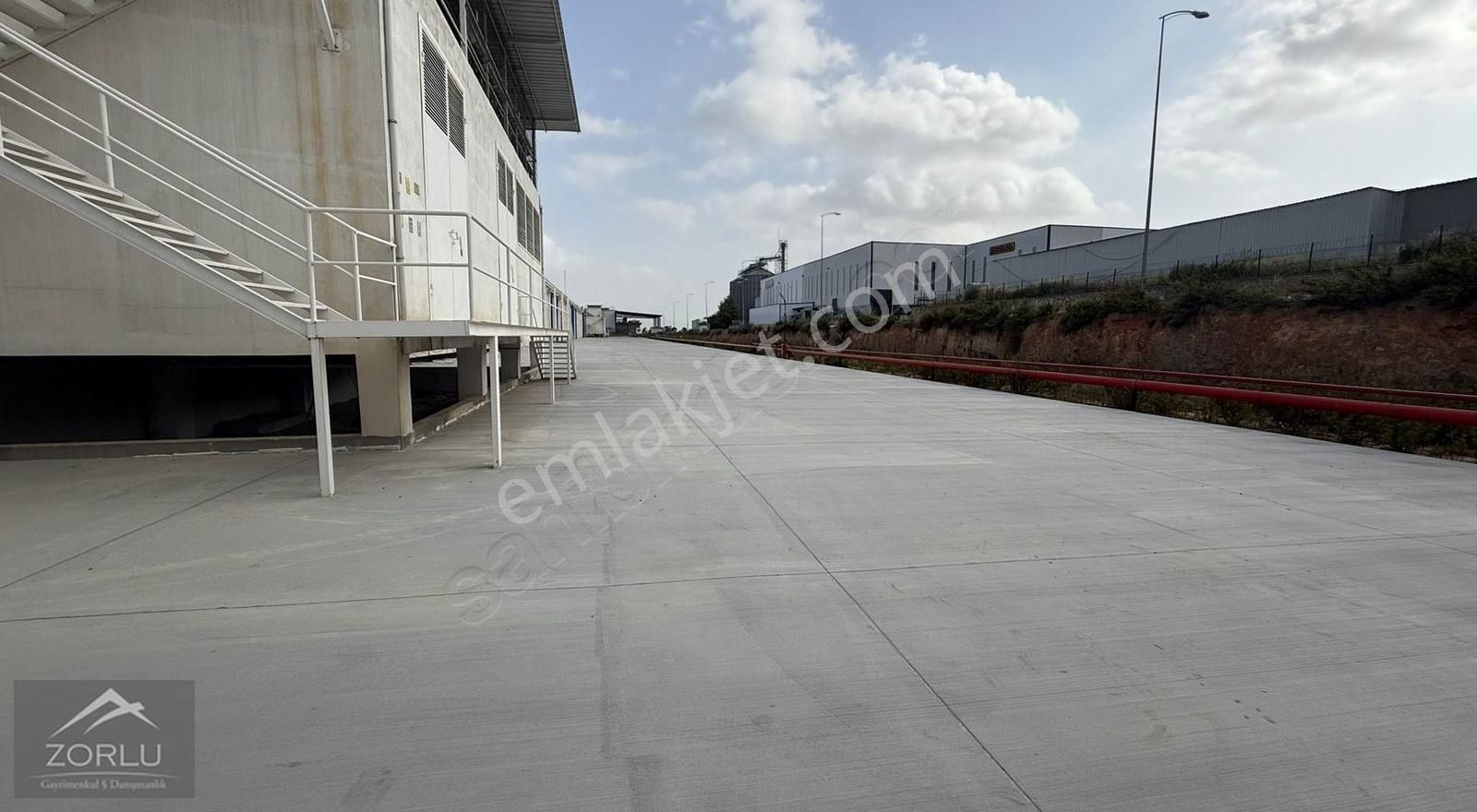 Zorlu Gayrimenkul'den Organize'de 5000m2 Aylık Kiralık Depo - Görsel 11