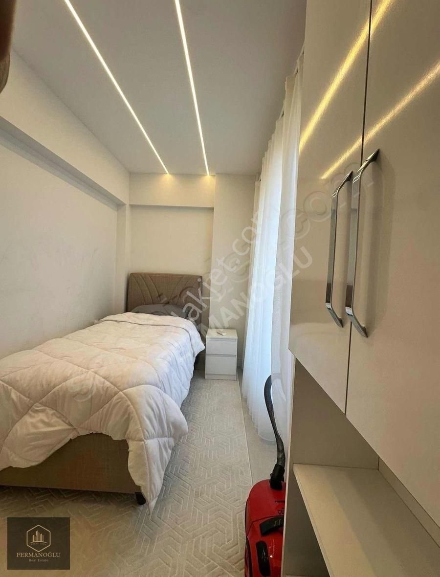 Gazi Paşa Caddesi Ptt Merkez Binası Karşısı - Görsel 9