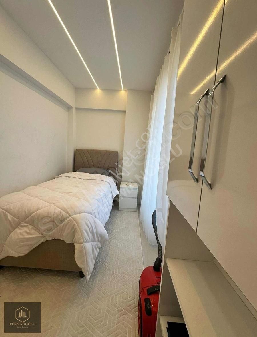 Gazi Paşa Caddesi Ptt Merkez Binası Karşısı - Görsel 11