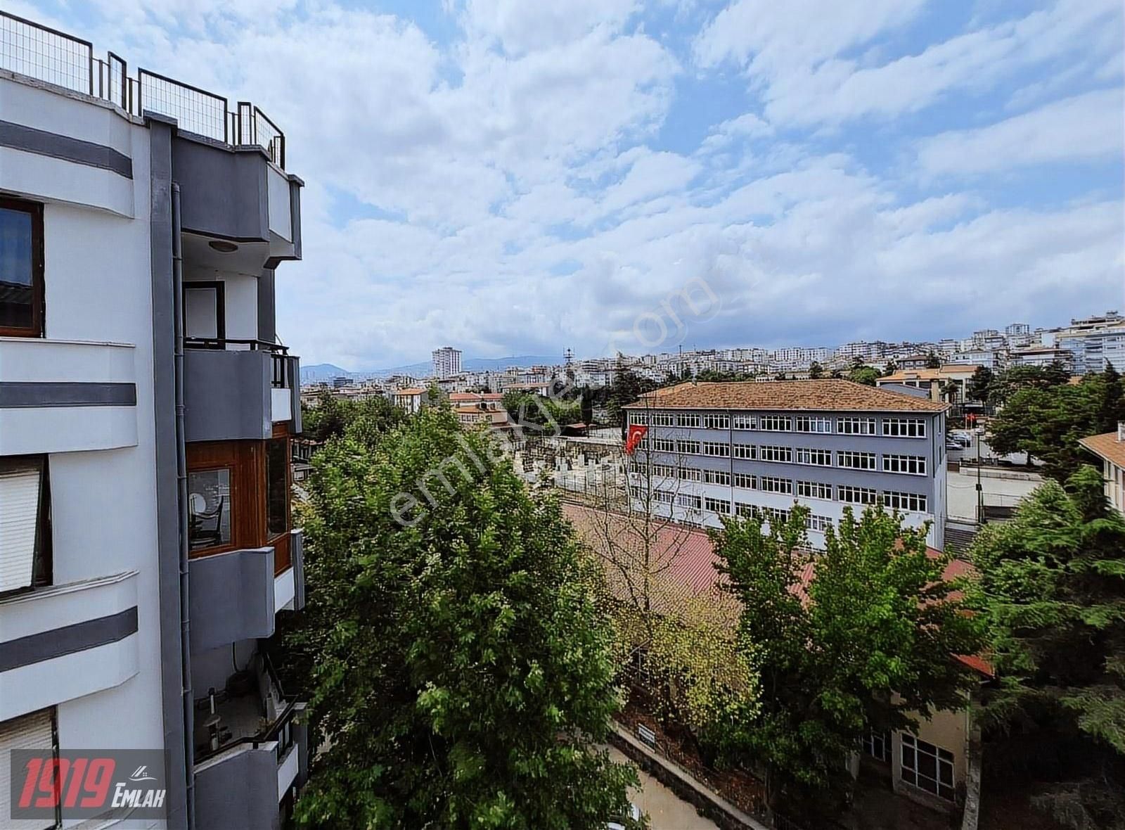 Zuhal Pepe Den İlkadım İstasyon Mh. De 2+1 Satılık Daire