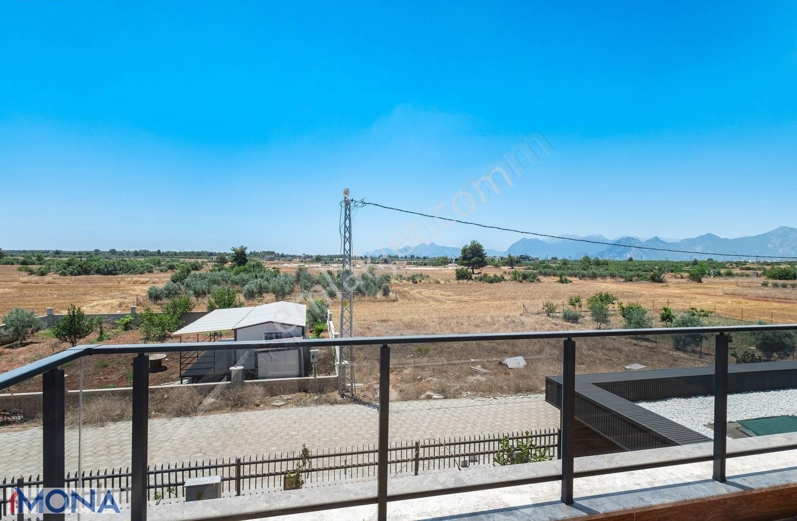 Altınkale'de Müstakil 5+1 Lüks Havuzlu Villa - Görsel 10