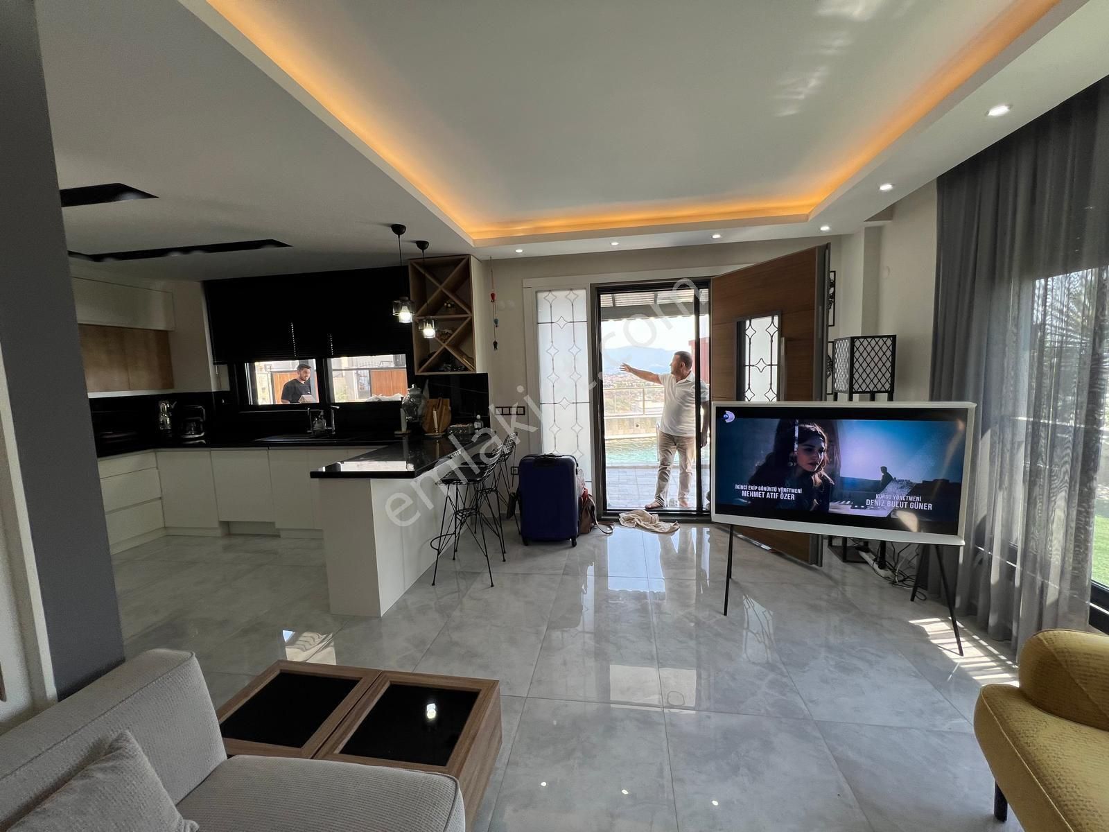 Seferihisar Doğanbey De Full Deniz Manzaralı Ultra Lüks Havuzlu Villa - Görsel 15